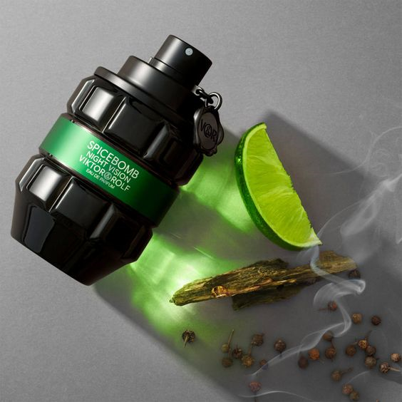 Spicebomb Night Vision by Viktor&Rolf | CODE #819 (Inspired Version)